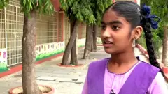અંગ્રેજી બોલનાર વિદ્યાર્થિની