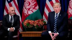 Afganistan Cumhurbaşkanı Eşref Gani ve ABD Başkanı Donald Trump