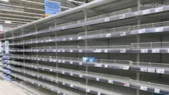 Пустые полки в магазине в Сочи