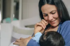 தாய்ப்பால் கொடுப்பது மார்பக புற்றுநோய் ஆபத்தை குறைக்குமா?