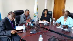 Abategetsi mu kiganiro n'abanyamakuru