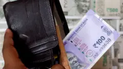 પ્રતીકાત્મક