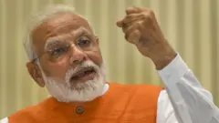 मोदी