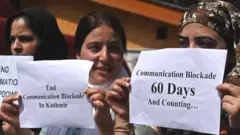 कश्मीर में प्रदर्शन