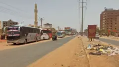 تتكلف رحلة اتجاه واحد لجمهورية جنوب السودان من الخرطوم أكثر من 400 دولار أمريكي