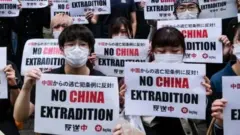 Учасники акції протесту в Гонконгу