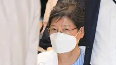 정부는 이번 사면과 복권이 '국민통합'을 위한 조치라고 설명했다