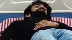 ஹிஜாப் தடைக்கு எதிராக வழக்கு தொடுத்த பெண்ணின் சகோதரர் மீது தாக்குதல்