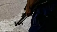 পুলিশ