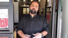تین سال قبل حمزہ سلیم اور ان کے دوست عبدالمنعم خان نے مل کر لاہور میں ایک چائنیز ریستورنٹ کا آغاز کیا۔