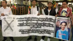 ဒေါ်အောင်ဆန်းစုကြည်ကို အောက်တိုဘာ ၂၁ ရက်နေ့ မှာ ကန့်ကွက်ဆန္ဒပြဖိုစီစဉ်ထား တာကို တန်ပြန်ရှုတ်ချ