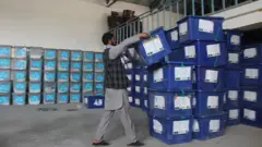 اتحادیه اروپا: اعلام نتایج انتخابات افغانستان نباید دعوا براه‌اندازد