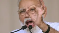 मोदी