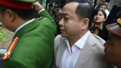 Ông Phan Văn Anh Vũ trước phiên xử sáng 2/1/2020