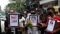 သေဆုံးခဲ့သူတွေကို အောက်မေ့ဂုဏ်ပြုပွဲ
