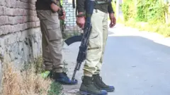फ़ाइल तस्वीर. घाटी में सेना