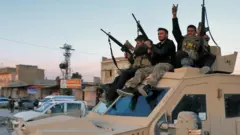 عناصر مسلحة