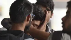 जंगल से मेक्सिको: 'हमने कमीज़ों से पसीना निचोड़कर पिया'