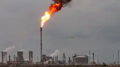 Refinaria de petróleo na Escócia