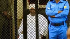 Omar al-Bashir zai kwashe tsawon shekara biyu a tsare bisa hukuncin alkali.