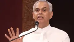 આચાર્ય દેવવ્રત