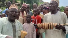 Yayin da ake bikin Ranar Hausa ta duniya, an gudanar da gagarumin biki a garin Rano na masarautar Rano inda aka nuna sana'o'in gado da wasannin Hausa.