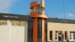 فرانسوی بازداشت‌شده در زندان مرکزی مشهد است