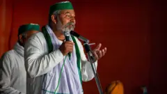 राकेश टिकैत