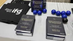 Китоб тақдимоти