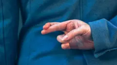 Nous sommes nombreux à penser que nous savons ce qu'il faut rechercher pour savoir si quelqu'un ment, mais il est remarquablement difficile de trouver des indicateurs fiables.