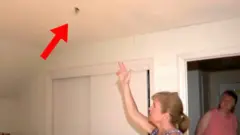 meteorit probio krov kuće