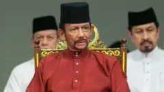 El sultán de Brunei impulsa una aplicación más estricta de la sharia.