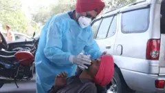 انڈیا کووڈ کی دوسری لہر