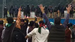 جے کے ایل ایف دھرنا