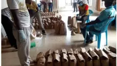 Familia zinazopokea msaada wa chakula ni zile zilizoathiriwa na agizo la kukaa nyumbani