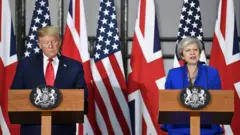 Donald Trump iyo Theresa May