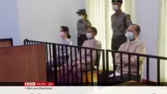 သမ္မတနဲ့ အတိုင်ပင်ခံကို မလျော်သြဇာ သုံးမှုနဲ့ စွဲချက်တင်