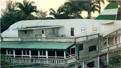 Aeroplane house