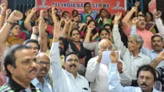 போராட்டம்