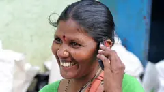 મહિલા