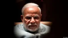 नरेंद्र मोदी