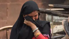 டெல்லி கலவரத்தில் போலீஸின் பங்கு என்ன? - ஆதாரங்களுடன் அம்னெஸ்டி அறிக்கை