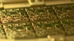 【メイド･オン･アース】　最初は砂……チップがなにもかも変えた