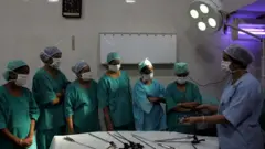 चिकित्सक