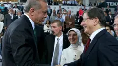 أردوغان وداوود أوغلو من حلفاء إلى أعداء