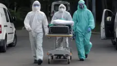 Медицинская бригада в Москве
