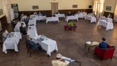 मन्त्रिपरिषद्को बैठक