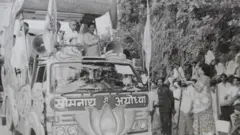 అడ్వాణీ నిర్వహించిన రథ యాత్రలో సమన్వయకర్తగా నరేంద్ర మోదీ పనిచేశారు