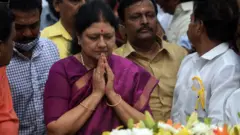 சசிகலா