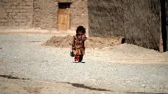 अफ़ग़ानिस्तान, बच्ची